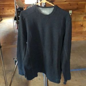 Men’s long sleeve henley shirt